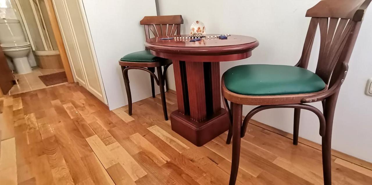 Studio Apartment L&G 罗维尼 外观 照片