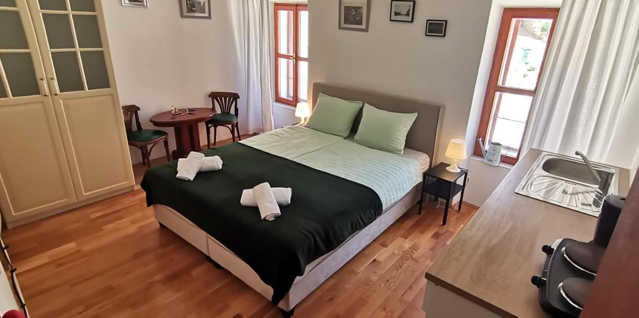 Studio Apartment L&G 罗维尼 外观 照片